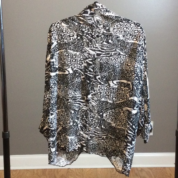 M Cover Charge black boho groovy geometric print wrap with sleeves - Picture 2 of 12